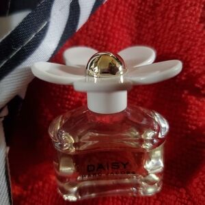 Women's Perfume (DAISY) by Mark Jacobs